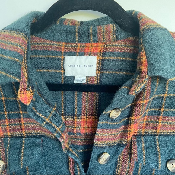 American Eagle Orange and Green Cropped Plaid Shirt - Picture 4 of 13